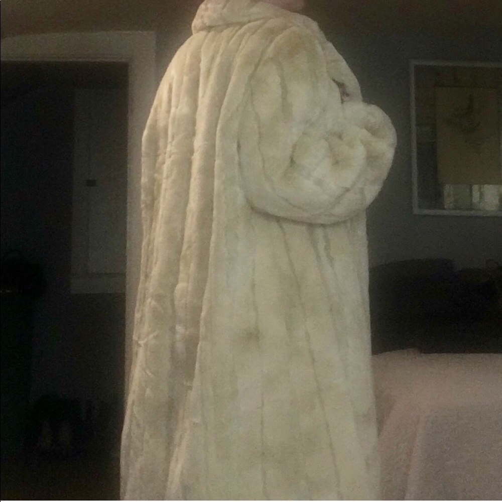Full Length 39” Fur Coat Jacket Size XL EUC - Picture 5 of 8